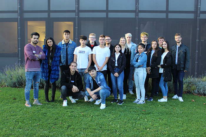 Gruppenfoto der 1A Klasse ÖBB, Praterstern 4, 1020 Wien