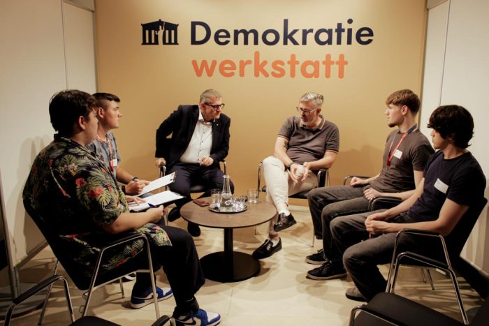 Gruppenfoto der Klasse 3ET von der Berufsschule Mollardgasse