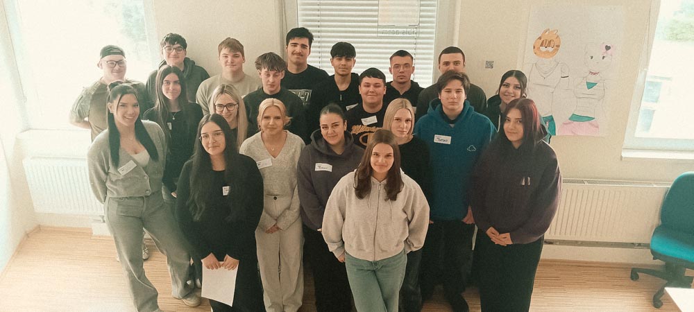 Lehrlinge der Berufsorientierung A von der ibis acam Bildungs GmbH